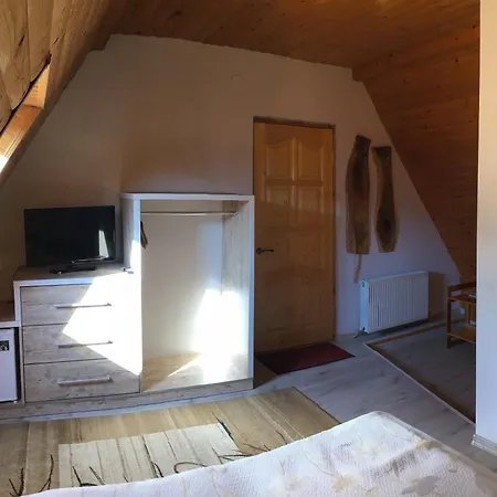 Veres * Jaremče